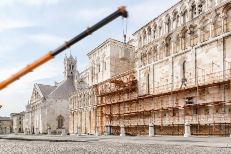 Cantiere Cattedrale Ferrara: dettagli su tempi e organizzazione dei lavori