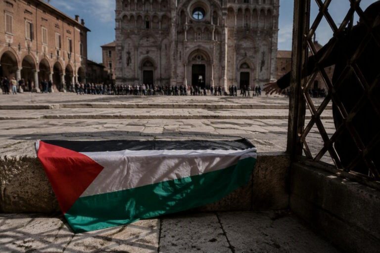 Presidio a Ferrara per Denunciare le Violazioni dei Diritti Umani in Cisgiordania