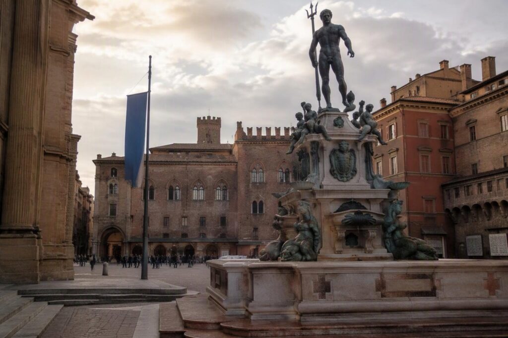 Blitz di Remigrazione a Bologna: accuse, protesta e dibattito a Lecco