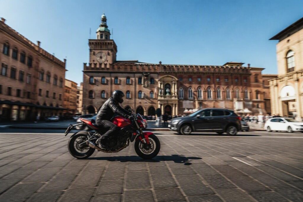Ducati in bilico: sindacati e Comune di Bologna cercano di rassicurare i lavoratori