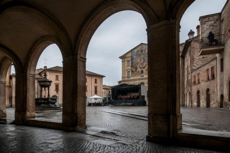 Weekend a Castel San Pietro e Imola: concerti, danza e Restart Urban Festival