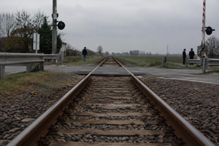 Incidente ferroviario a Budrio: Carabinieri fermano tre adolescenti