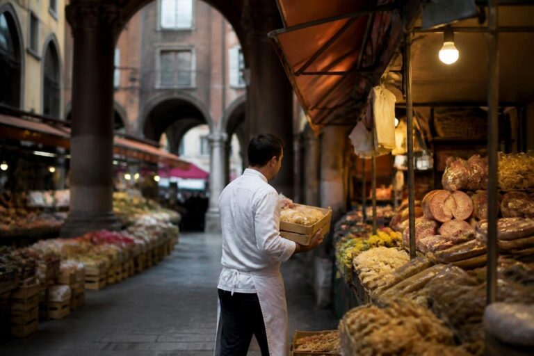 Itinerario culinario a Bologna tra mercati e osterie