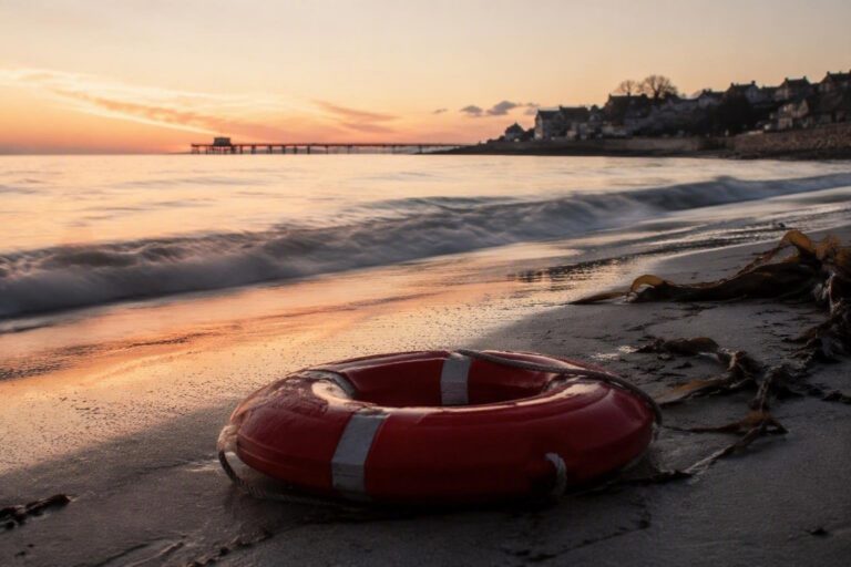 Malore in mare a Termoli: soccorsi immediati ma non bastano a salvare un 59enne