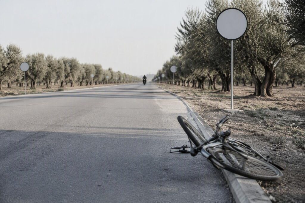 Grave scontro tra veicoli a due ruote sulla sp 57: un ferito in codice rosso