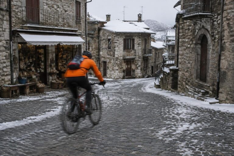 50 ore Contest: sfida d’inverno in bianco e nero a Castelmauro