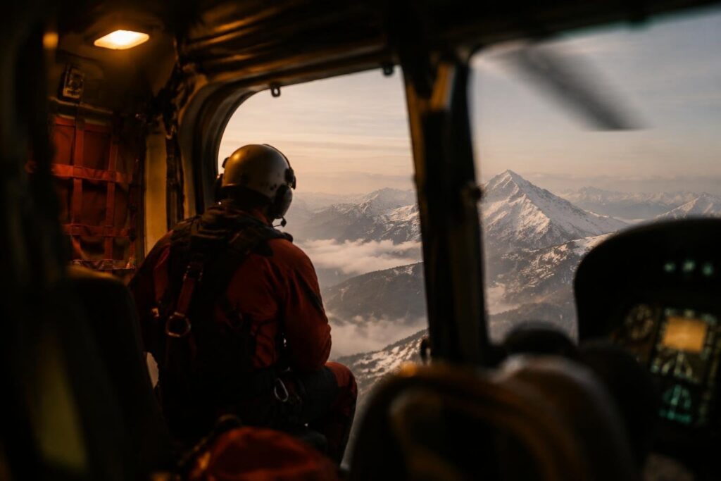 Elicottero Drago 161 recupera quattro escursionisti a 1750 m