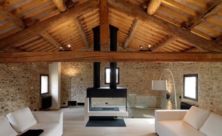 illuminare soffitto con travi a vista