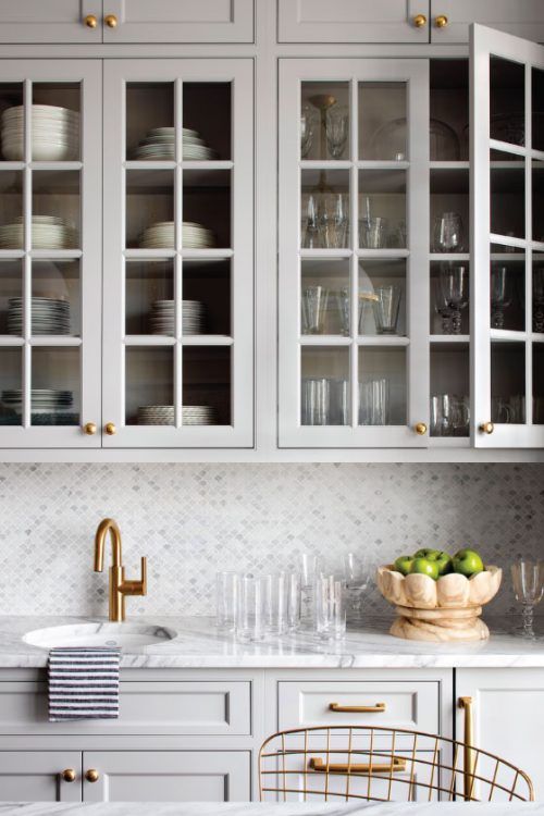 Materiali cucina all'americana