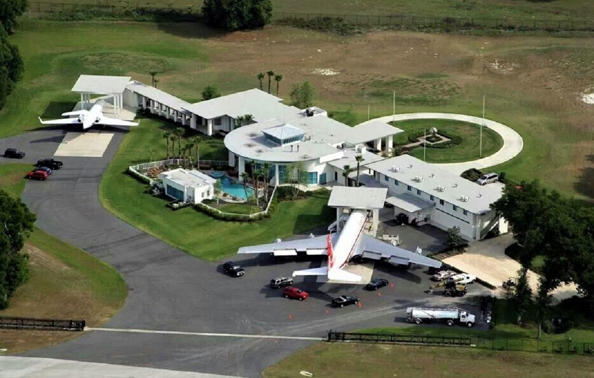 la villa di Jhon Travolta in Florida