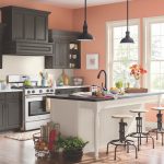 Arredare con cucina color salmone