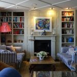 soggiorno con libreria