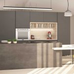 Cucina con penisola e tavolo