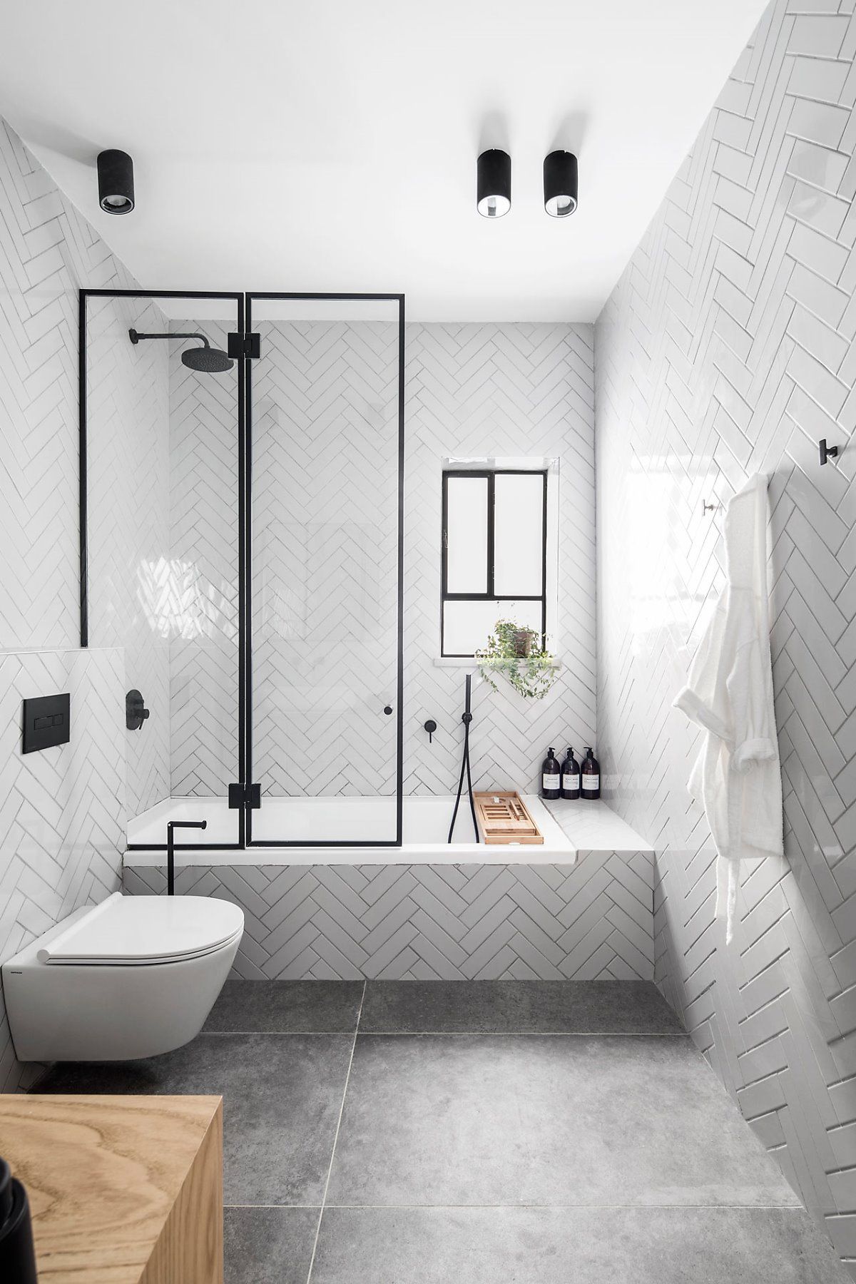 vasca da bagno con doccia combinata