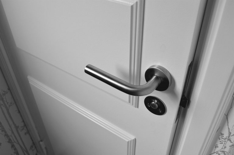 rivestimento di porte e finestre