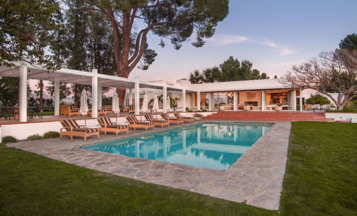 la casa di frank sinatra interni