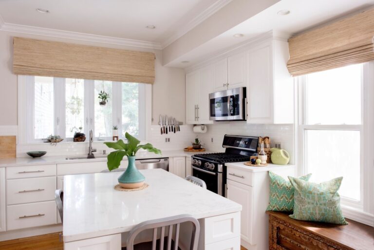 come arredare una piccola cucina abitabile