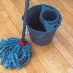 come pulire il parquet opaco