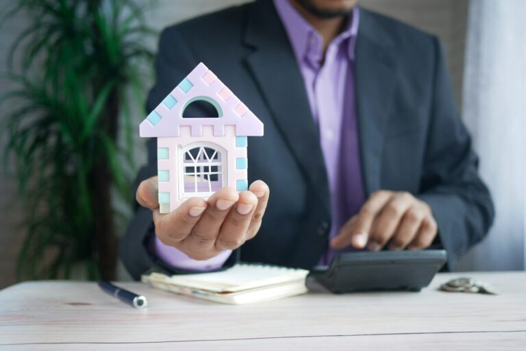 Polizze e 730: guida alle coperture e alle detrazioni per i proprietari”