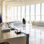 Conte cita De André in commissione Covid: