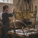 Design artigianale: lampadario in ferro e rafia per ambienti accoglienti