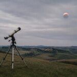 Eclissi lunare parziale: dove e come osservare la Luna rossa