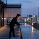 Arredi modulari per terrazzo multifunzione: lavoro e relax