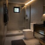 Bagno piccolo: guida pratica a sanitari compatti, docce walk-in e arredi sospesi