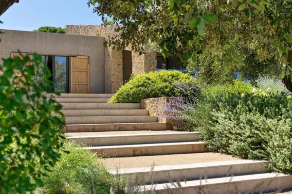 Un giardino vivibile 12 mesi l’anno: le idee di design firmate Nardi