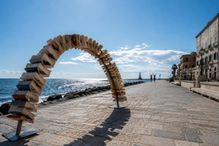 Street Book Festival Crotone: libri, musica e cultura fino al 16 agosto