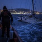 Soccorso in mare a Crotone: salvati quattro persone e un cane