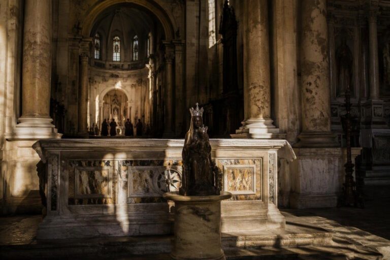 Cerimonia di incoronazione della Madonna del Voto a Petronà