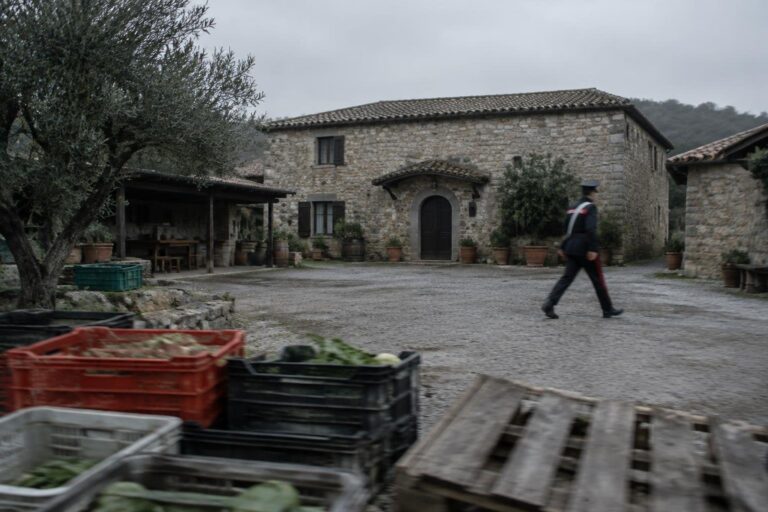 Sanzioni per lavoro nero e alimenti non tracciati a Cortale