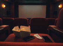 Come comportarsi al cinema durante un horror senza rovinare la visione