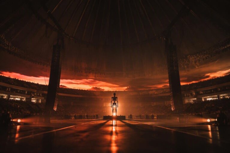 Ghost: il film concerto '2 Big To Rig' e la colonna sonora live