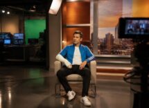 Vespa affronta l’intervista a Meloni nonostante la caduta