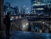 Creating efficient itineraries using transit apps and offline downloads