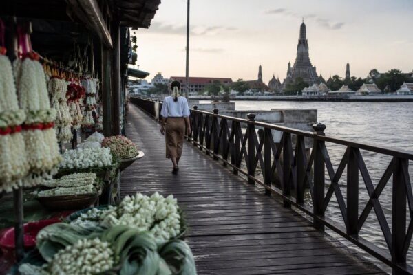 Bangkok’s Flower-Garland Hair Craze: Full Day Plan