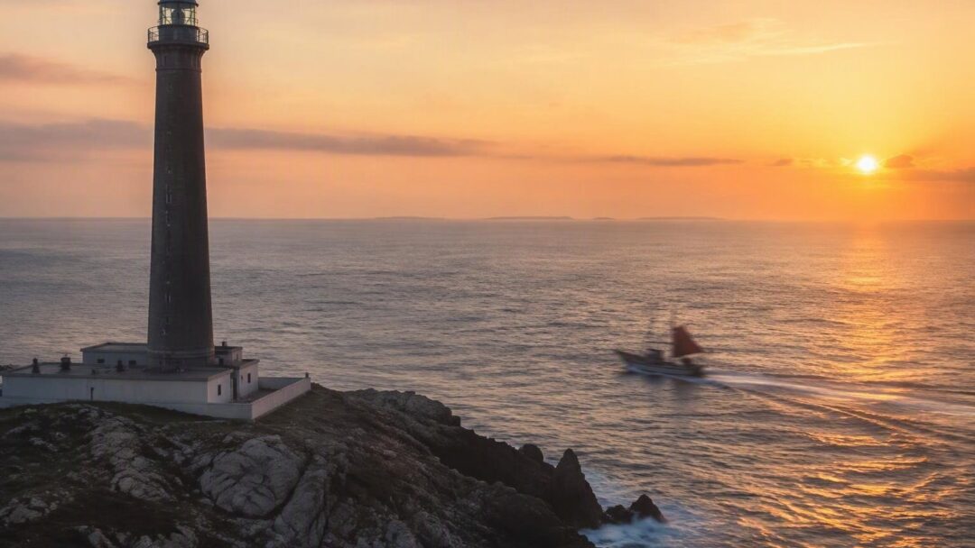 Visit the Powerful Créac'h Lighthouse at Ouessant