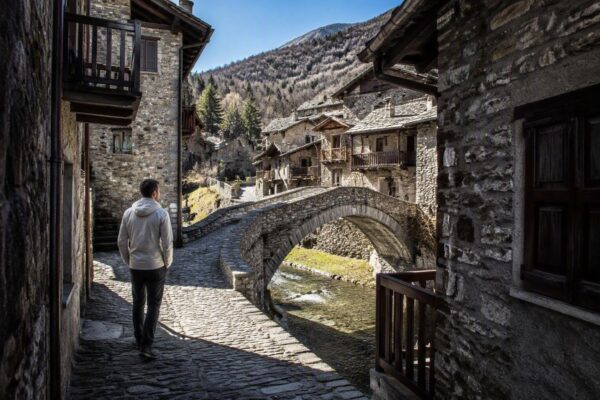Itinerario soft nelle Valli di Lanzo tra borghi e ponti