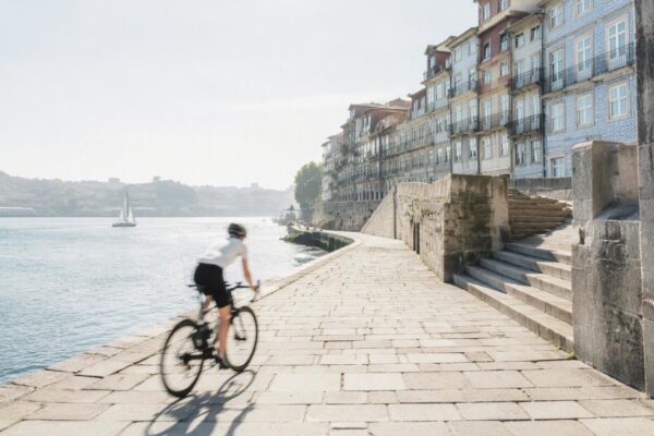 Scopri Porto e la costa verso Santiago con suggerimenti pratici