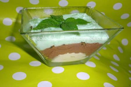 Ricetta Mousse Ai Due Cioccolati Con Salsa Alla Menta – Dessert