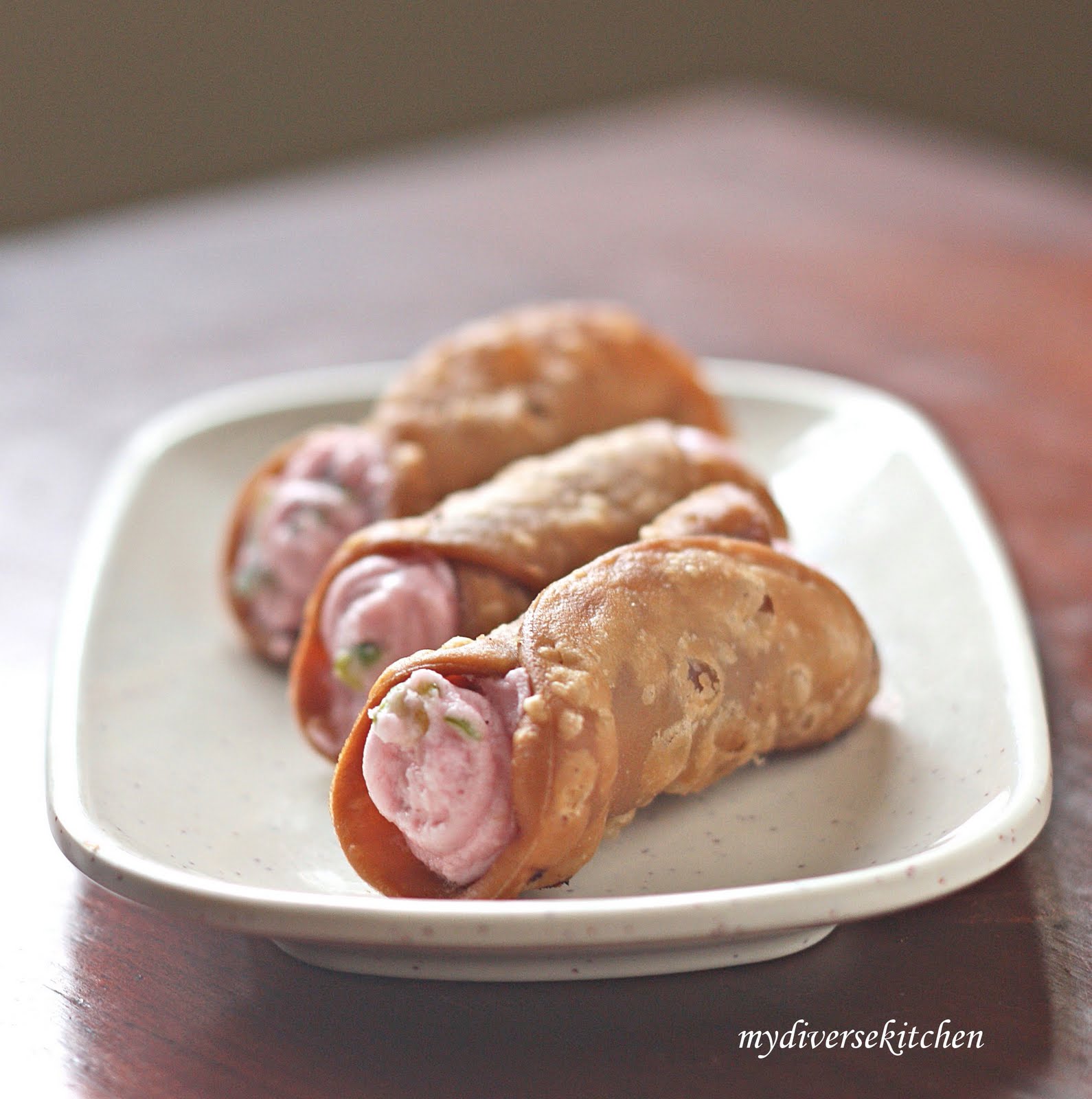 Ricetta Cannoli Rosa – Dessert