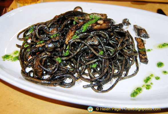 Ricetta Spaghettini Al Nero Di Calamari – Primo