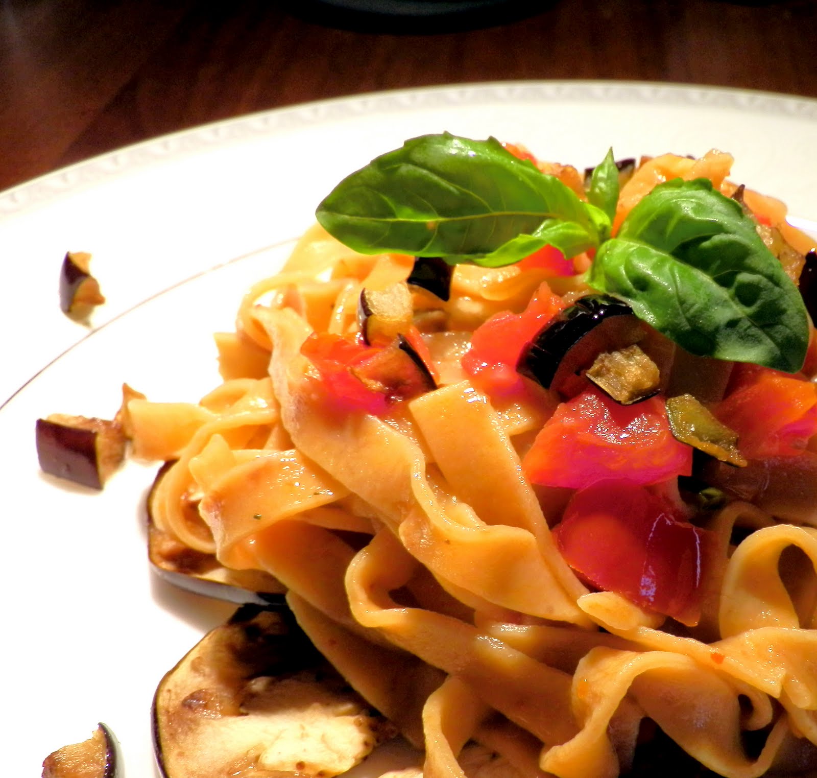 Ricetta Spaghetti Alle Uova E Melanzane – Primo