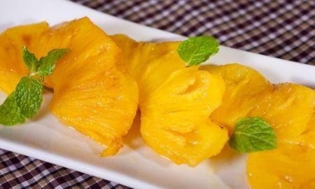 Ricetta Fette D’ananas Al Rum – Dessert