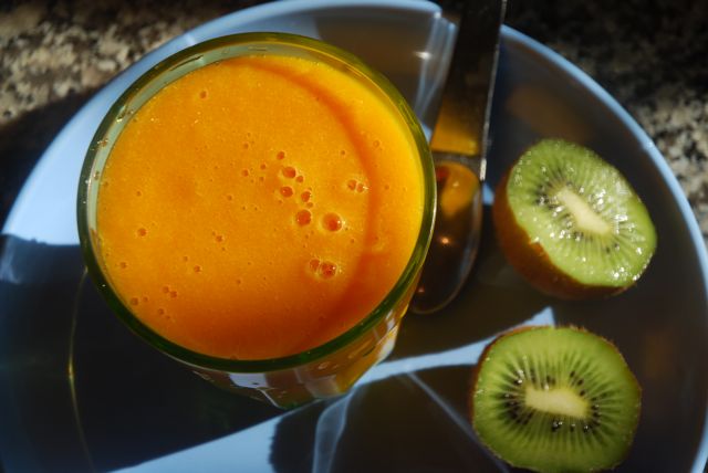 Ricetta Succo Di Mela Con Succo Di Carota, Cavolo E Arancia – Bevande