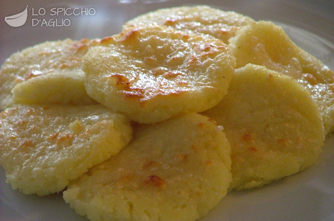 Ricetta Gnocchi Di Semolino Gratinati – Primo
