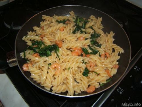 Ricetta Pasta Alla Rucola E Gamberetti – Primo