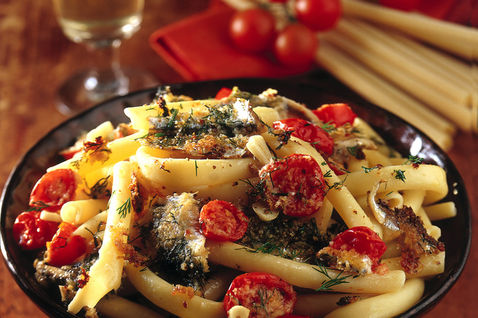 Ricetta Casarecce Con Acciughe E Pomodori – Primo